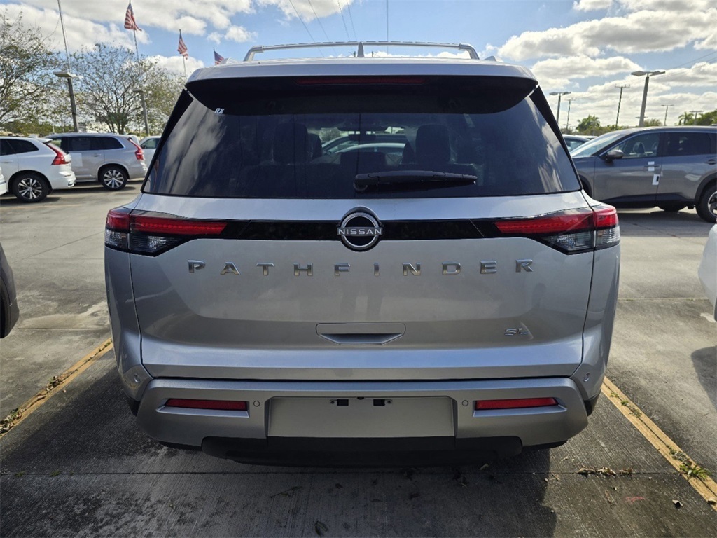 new 2025 Nissan Pathfinder car, priced at $40,554