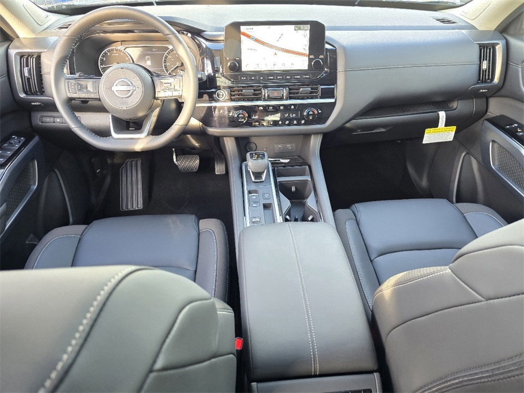 new 2025 Nissan Pathfinder car, priced at $40,554