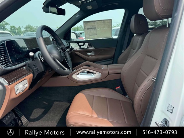 new 2025 Mercedes-Benz GLS car, priced at $92,935