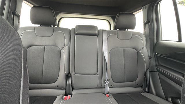new 2025 Jeep Grand Cherokee car, priced at $42,318