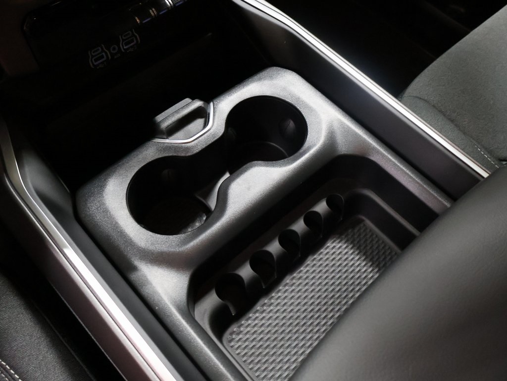 new 2025 Ram 1500 car, priced at $48,577