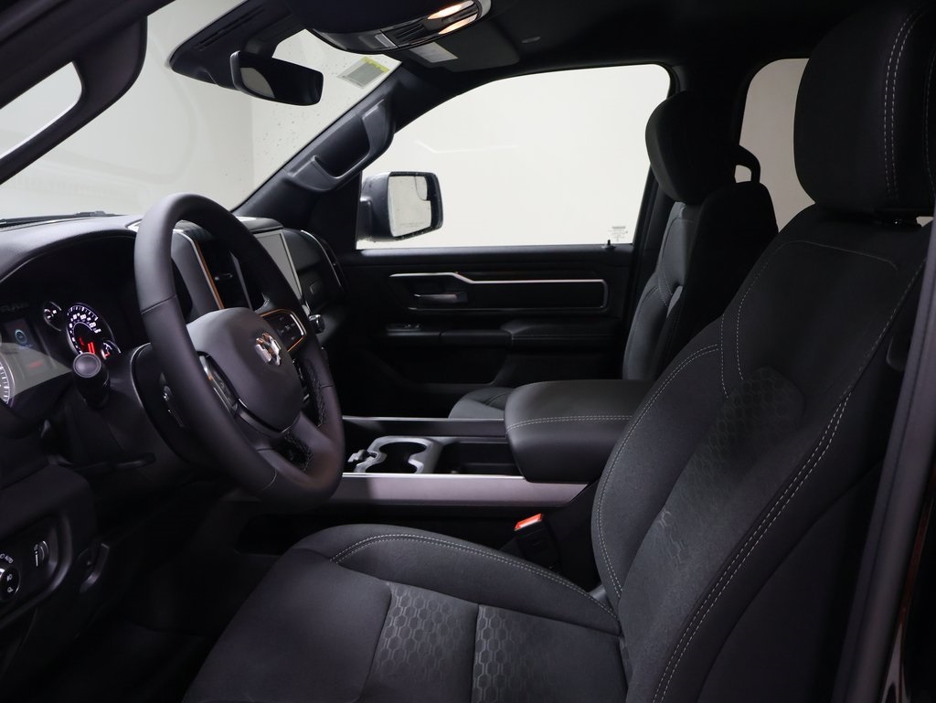 new 2025 Ram 1500 car, priced at $48,577
