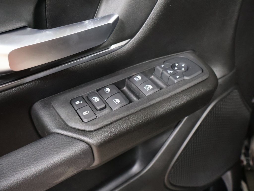 new 2025 Ram 1500 car, priced at $48,577