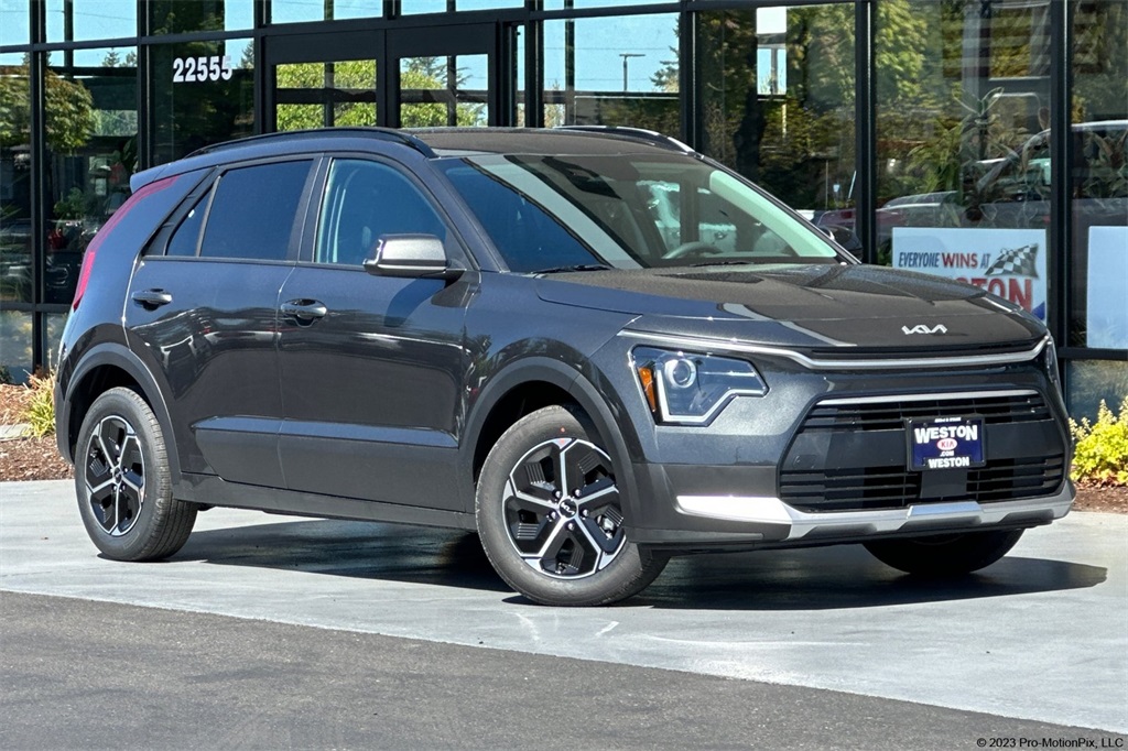 new 2025 Kia Niro car, priced at $28,360
