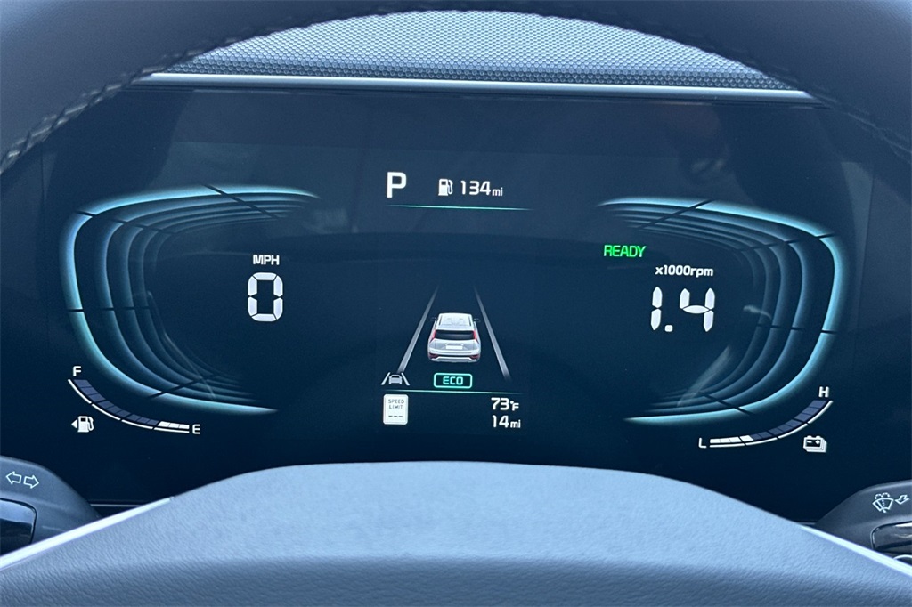 new 2025 Kia Niro car, priced at $28,360