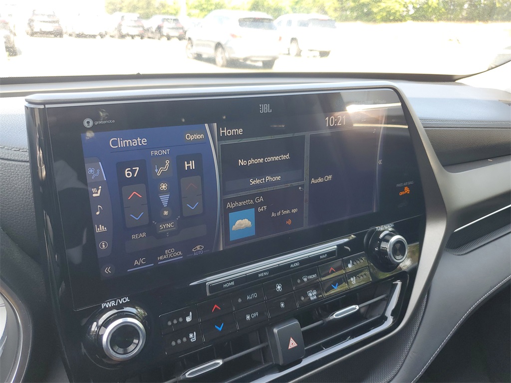 used 2020 Toyota Highlander car, priced at $31,998