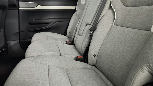 new 2025 Volvo EX90 car, priced at $93,225