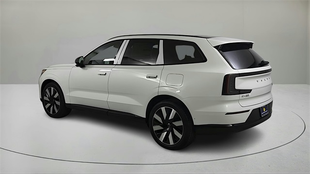 new 2025 Volvo EX90 car, priced at $93,225