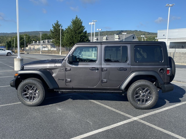 new 2025 Jeep Wrangler car, priced at $35,355