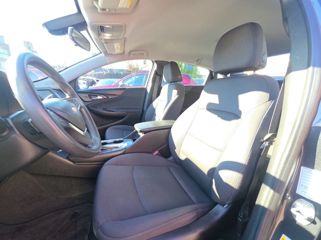 used 2017 Chevrolet Malibu car, priced at $11,595