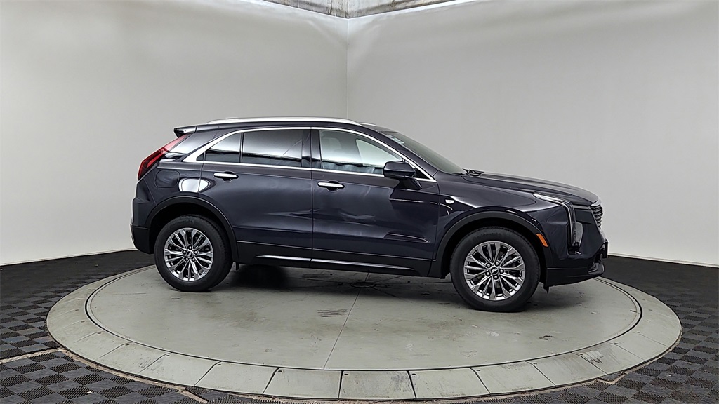 used 2024 Cadillac XT4 car, priced at $35,540