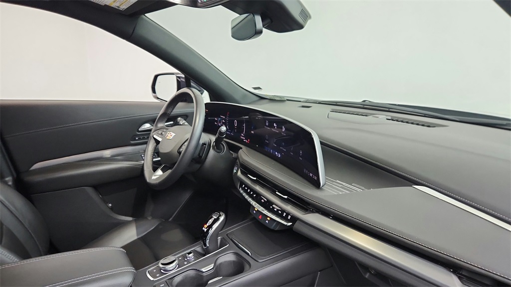 used 2024 Cadillac XT4 car, priced at $35,540