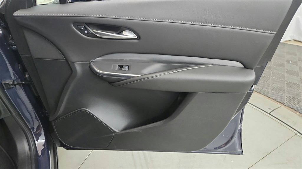 used 2024 Cadillac XT4 car, priced at $35,540