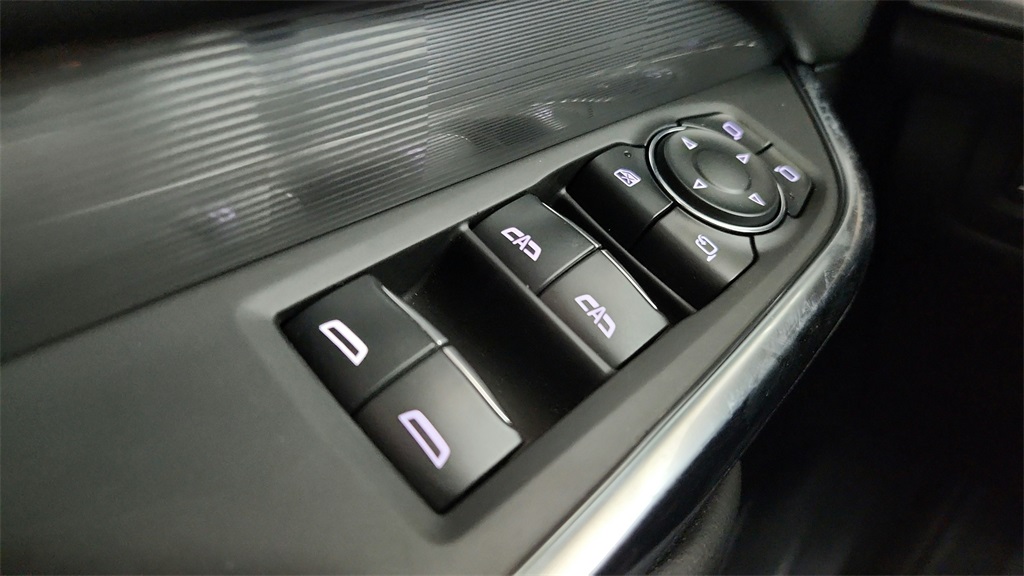 used 2024 Cadillac XT4 car, priced at $35,540