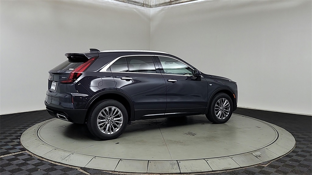 used 2024 Cadillac XT4 car, priced at $35,540