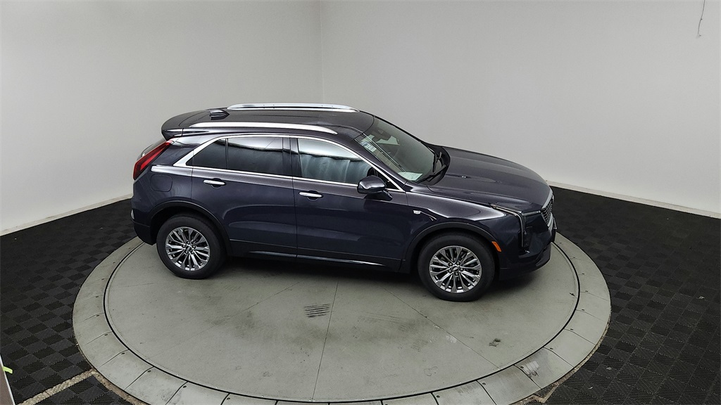 used 2024 Cadillac XT4 car, priced at $35,540