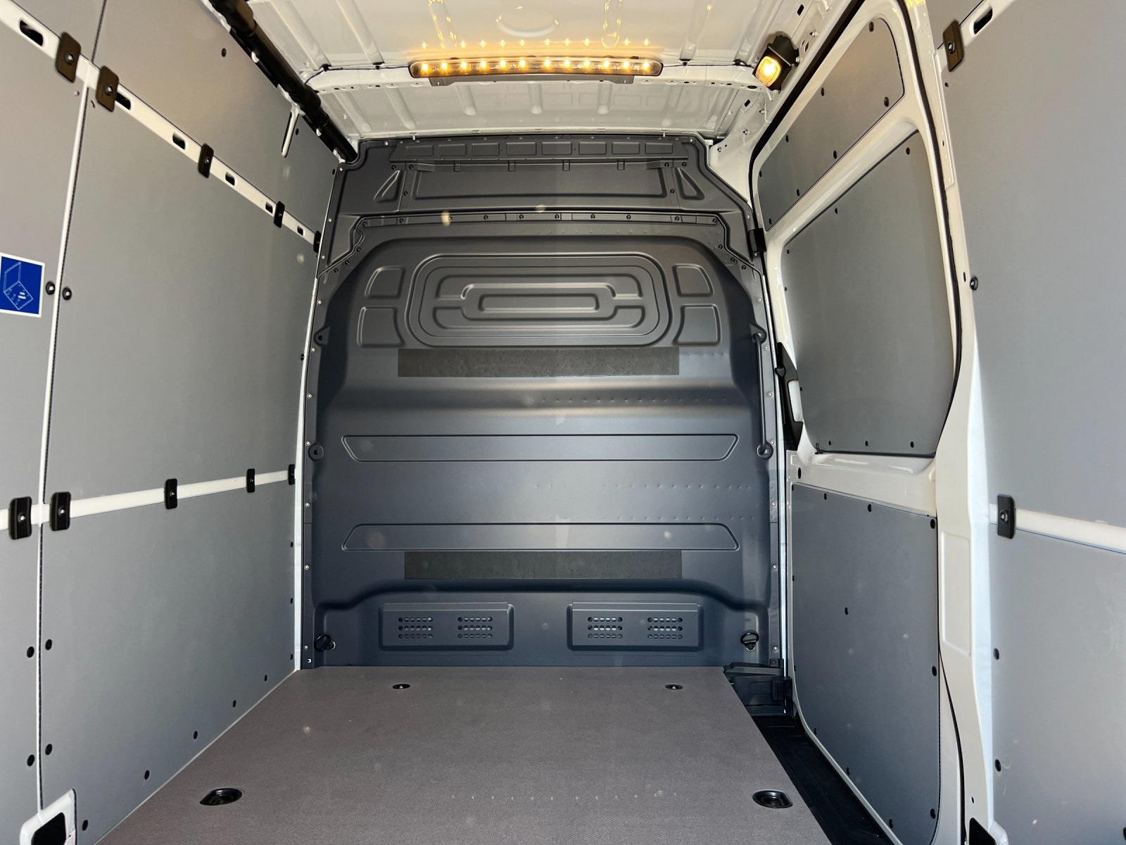 new 2025 Mercedes-Benz Sprinter 2500 car