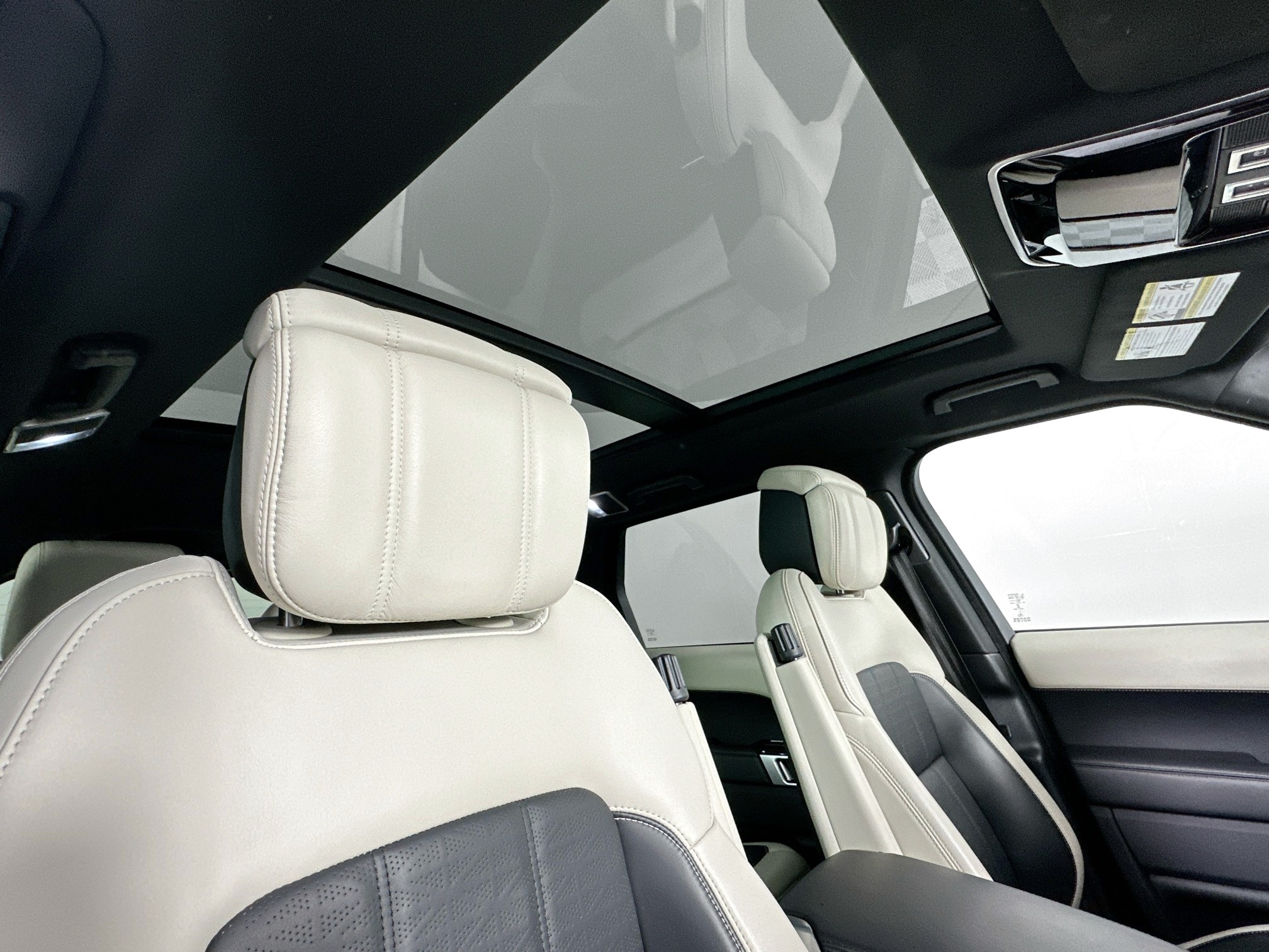 used 2019 Land Rover Range Rover Sport car, priced at $34,998