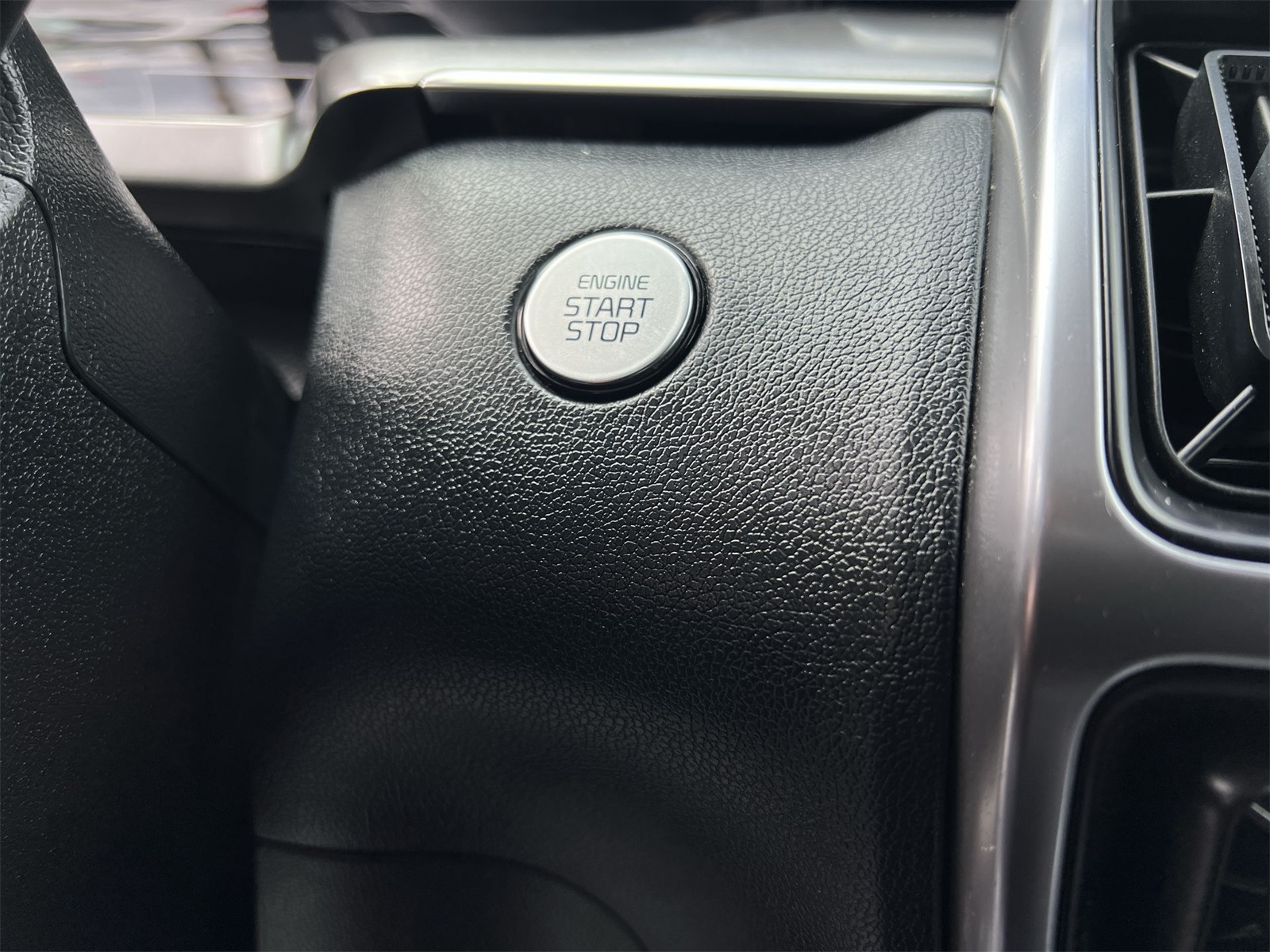 used 2023 Kia Sorento Hybrid car, priced at $26,493