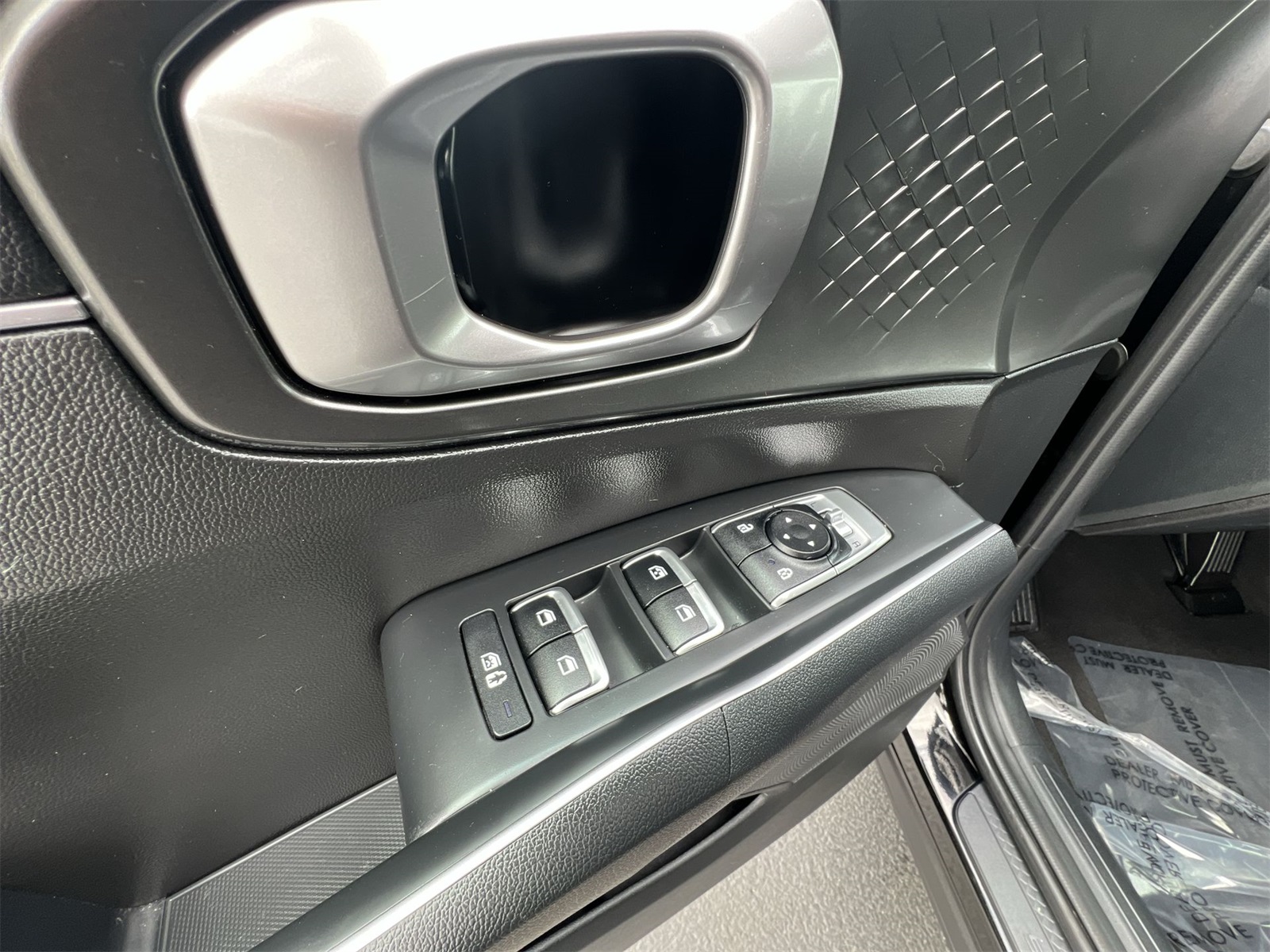 used 2023 Kia Sorento Hybrid car, priced at $26,493