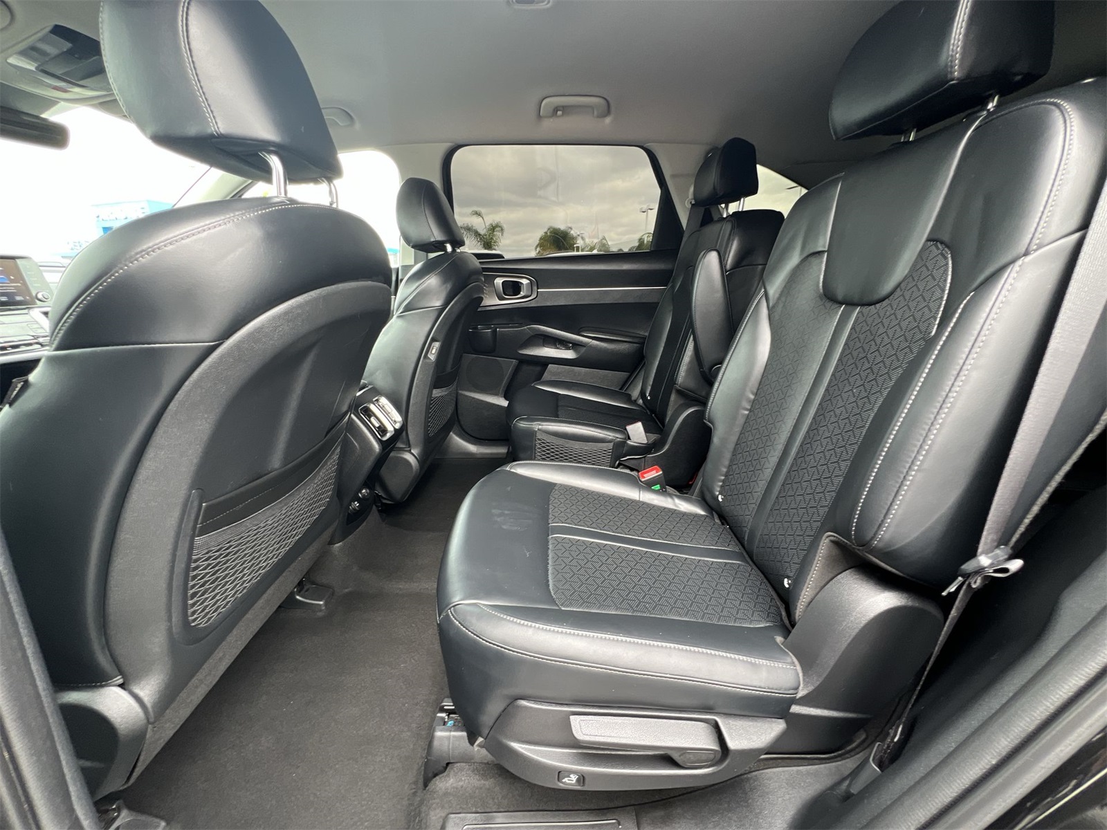 used 2023 Kia Sorento Hybrid car, priced at $26,493