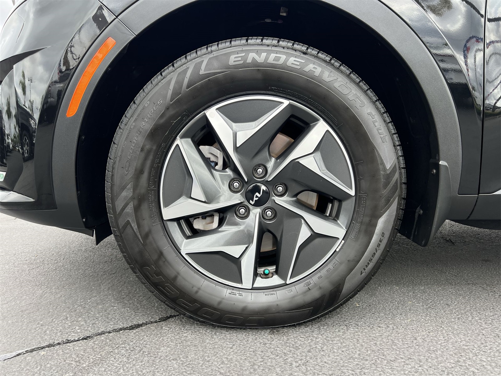 used 2023 Kia Sorento Hybrid car, priced at $26,493