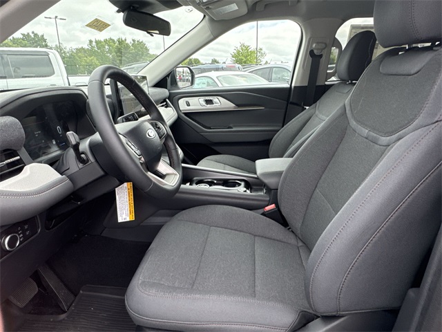 new 2025 Ford Explorer car, priced at $42,080