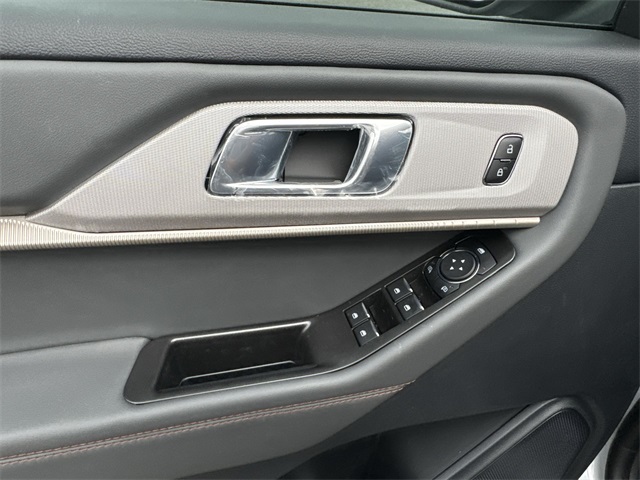 new 2025 Ford Explorer car, priced at $42,080