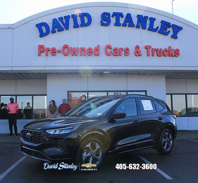 used 2023 Ford Escape car, priced at $21,000