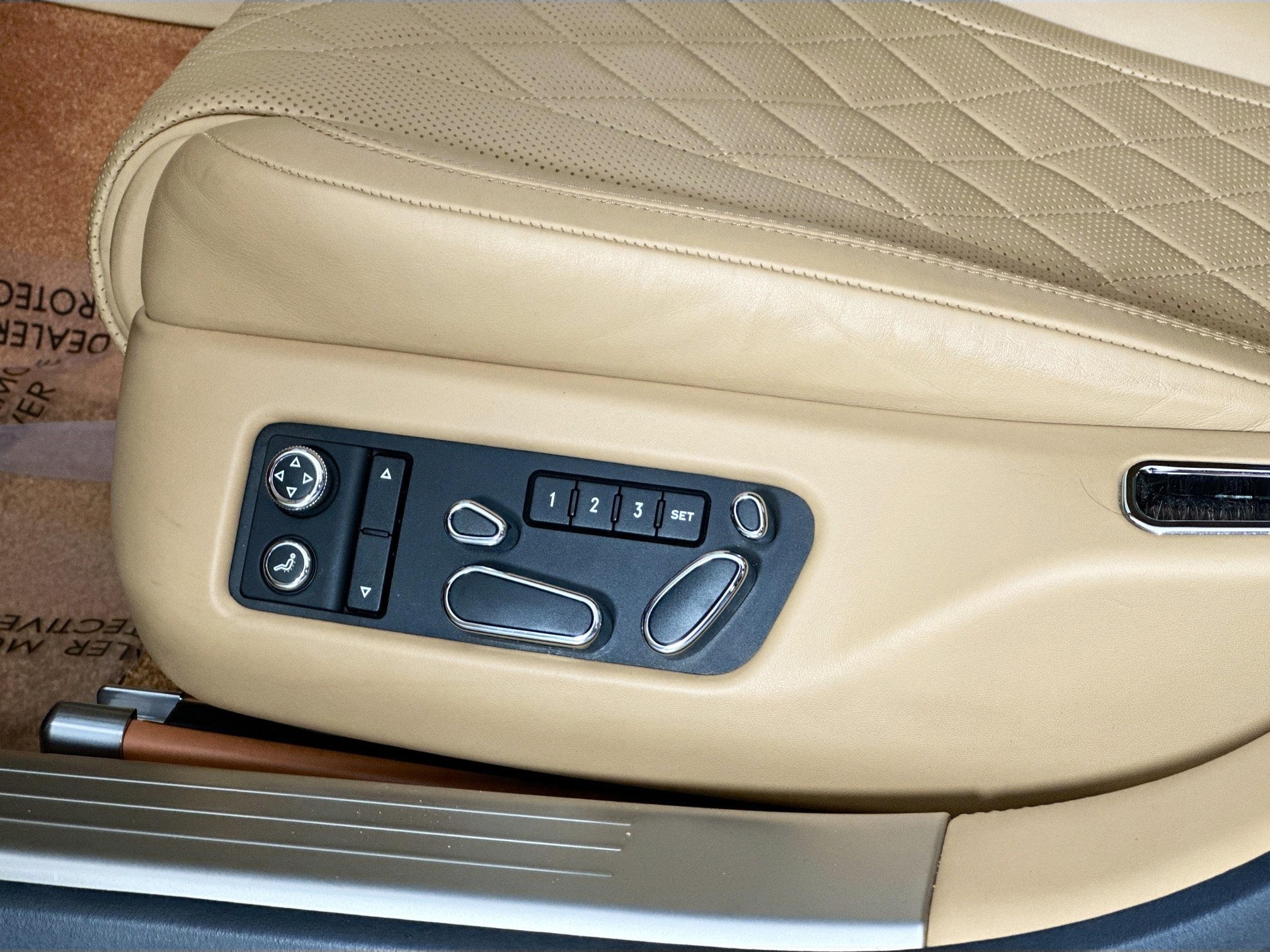 used 2018 Bentley Flying Spur car, priced at $114,999