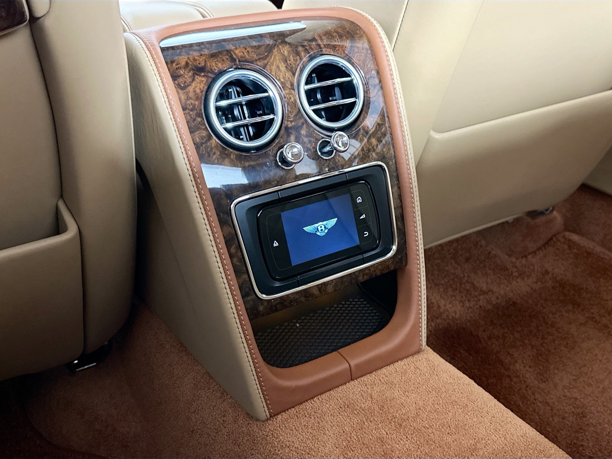 used 2018 Bentley Flying Spur car, priced at $114,999
