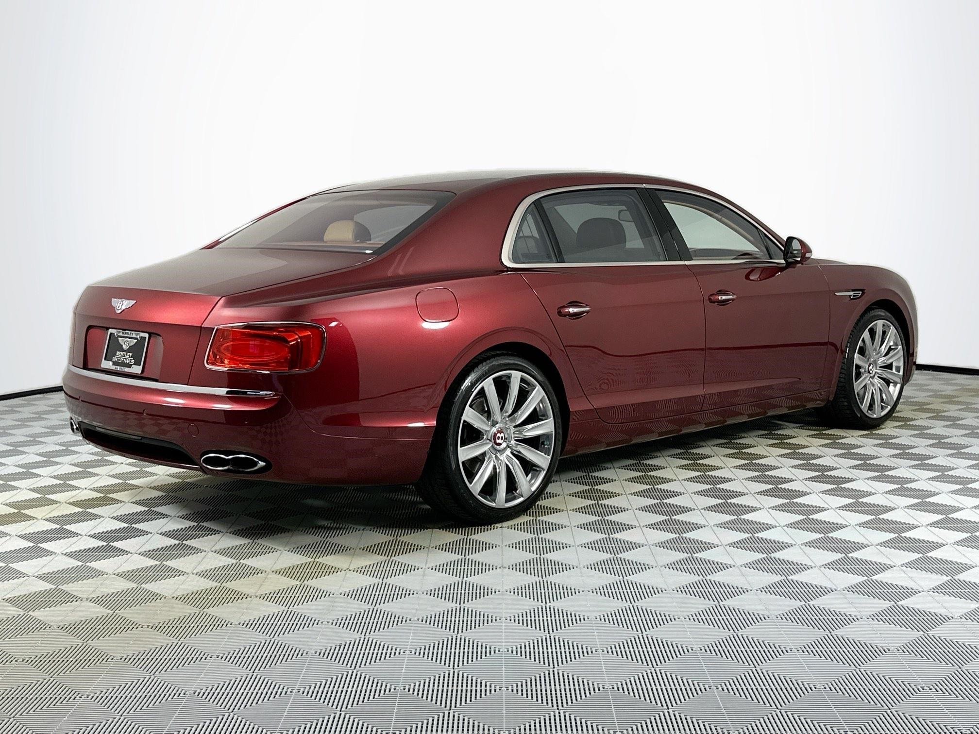 used 2018 Bentley Flying Spur car, priced at $114,999