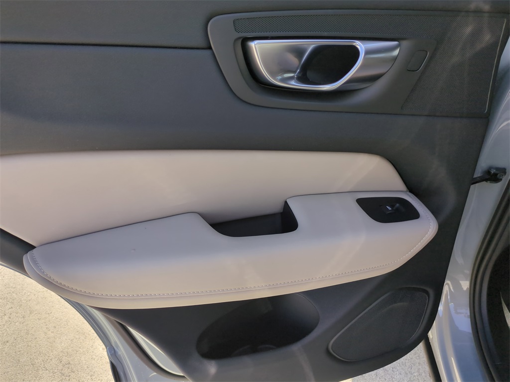 new 2026 Volvo XC60 car, priced at $54,860