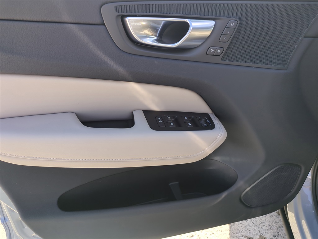 new 2026 Volvo XC60 car, priced at $54,860