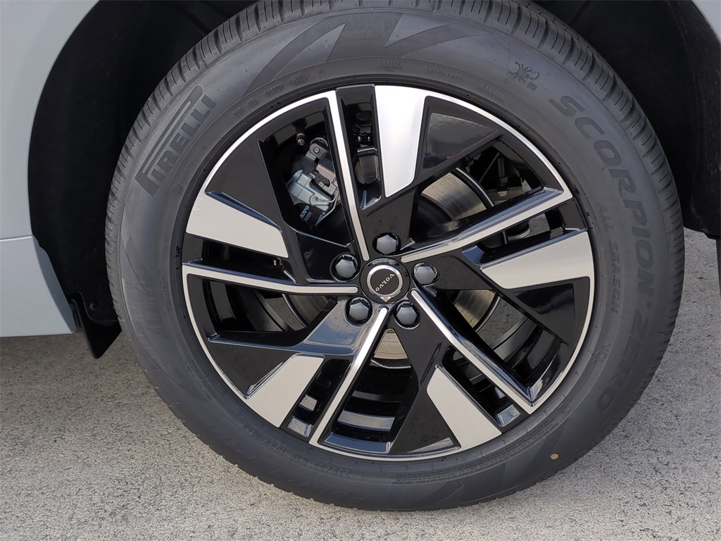 new 2026 Volvo XC60 car, priced at $54,860