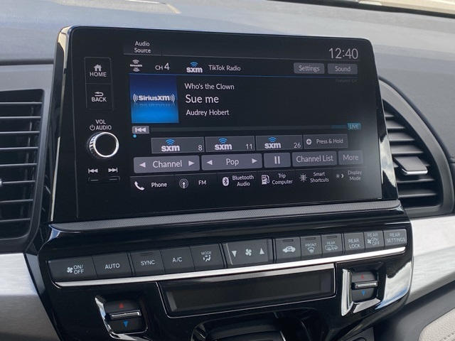 new 2026 Honda Odyssey car, priced at $43,401