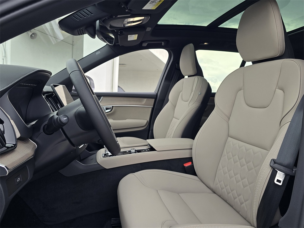 new 2026 Volvo XC90 car, priced at $59,345