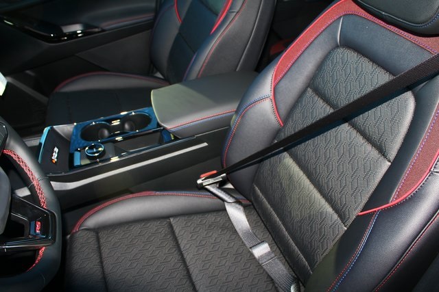 new 2026 Chevrolet Equinox car, priced at $37,290