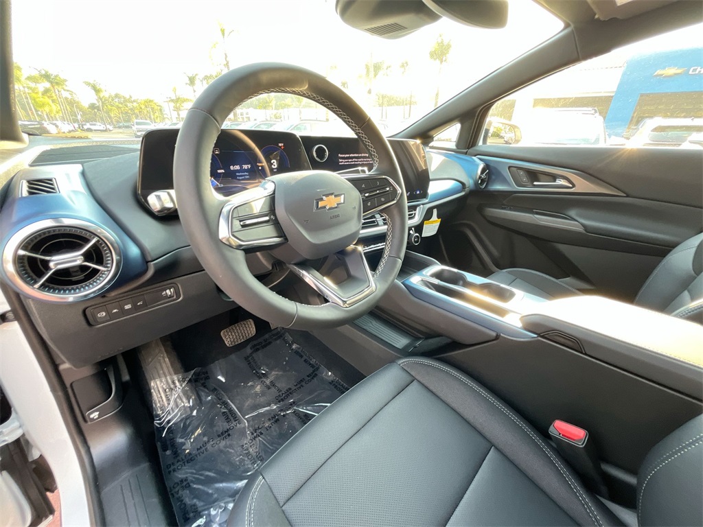 new 2025 Chevrolet Equinox EV car, priced at $37,488