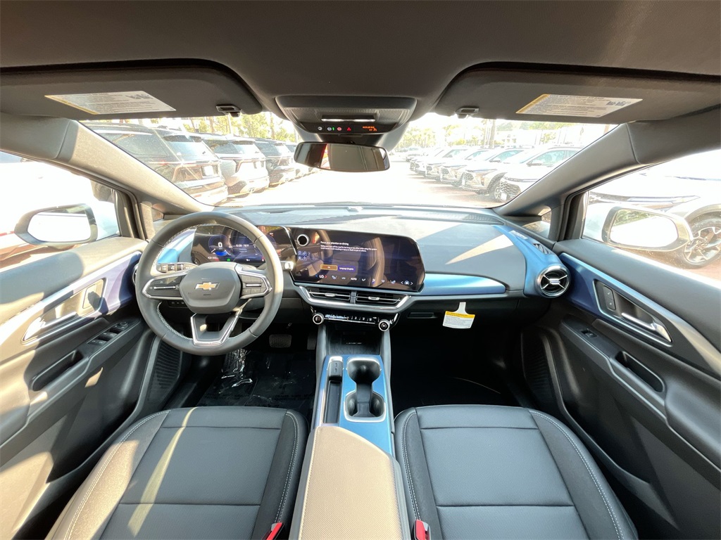 new 2025 Chevrolet Equinox EV car, priced at $37,488
