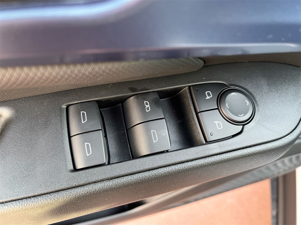 new 2025 Chevrolet Equinox EV car, priced at $37,488