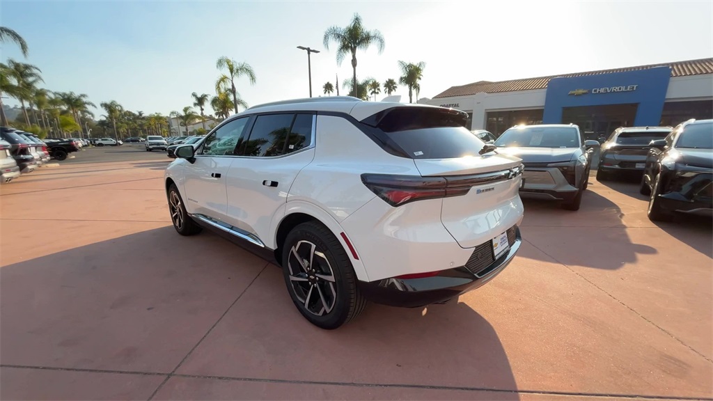 new 2025 Chevrolet Equinox EV car, priced at $37,488