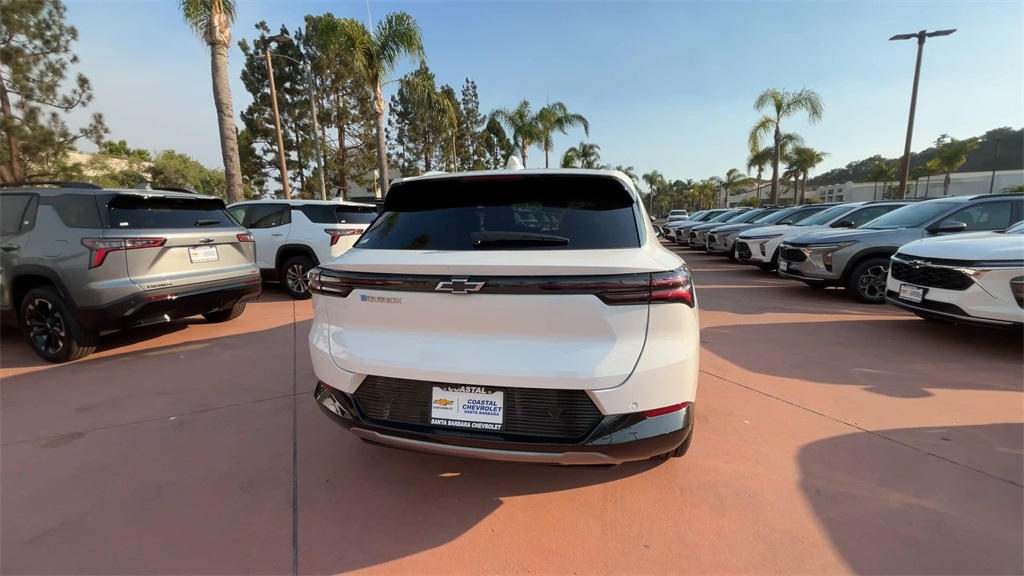 new 2025 Chevrolet Equinox EV car, priced at $37,488