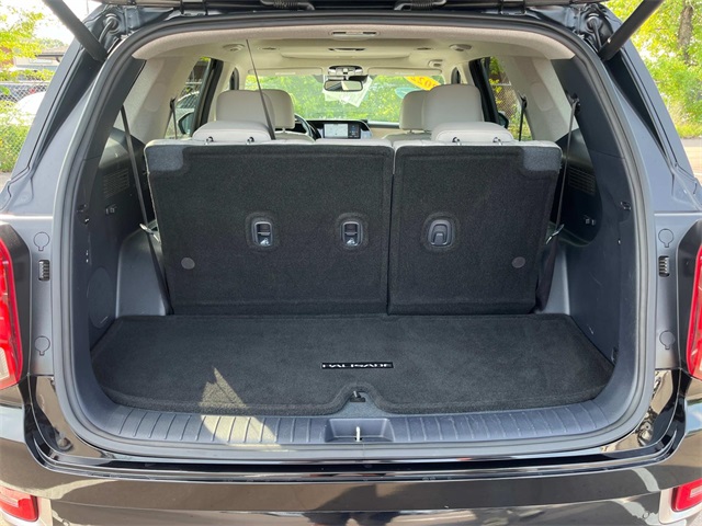 used 2022 Hyundai Palisade car, priced at $32,888