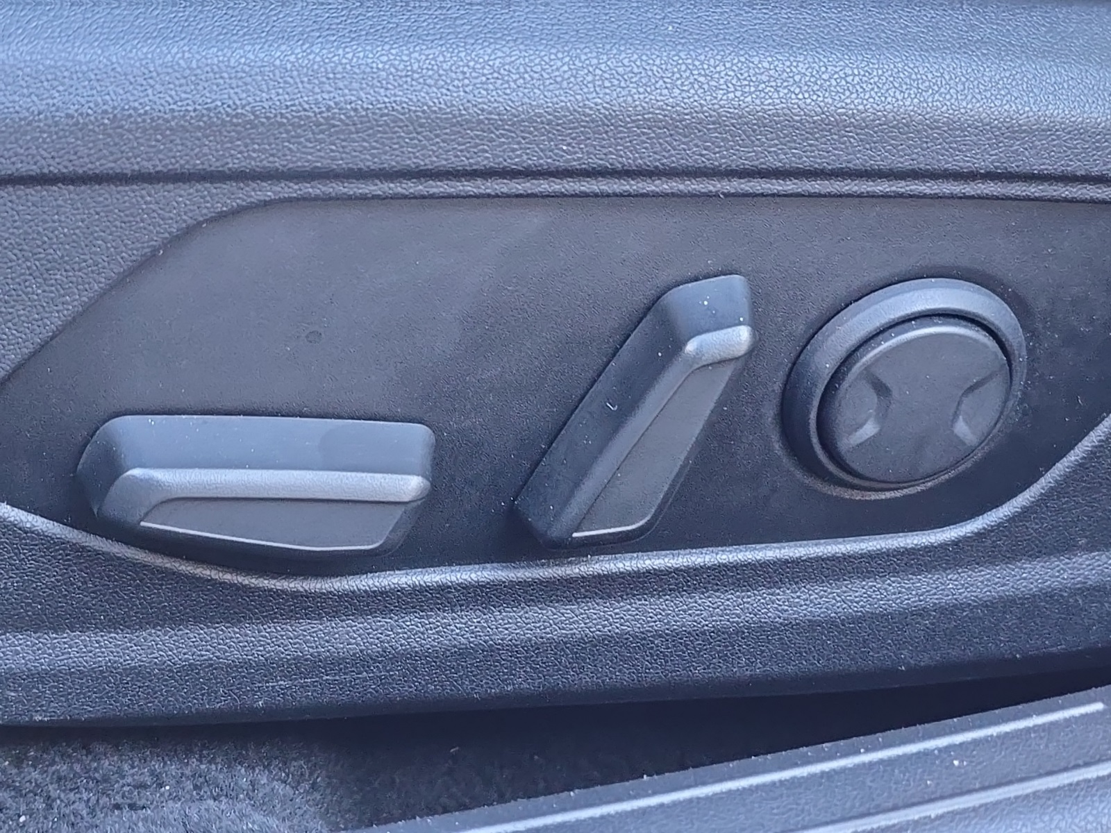 used 2024 Hyundai Elantra car, priced at $21,400