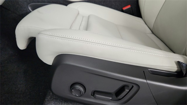 new 2026 Volvo XC40 car, priced at $53,975