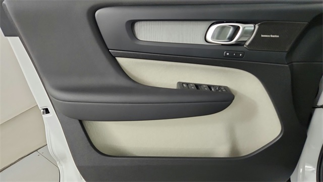new 2026 Volvo XC40 car, priced at $53,975