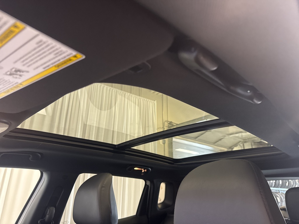 new 2025 Jeep Compass car, priced at $35,221