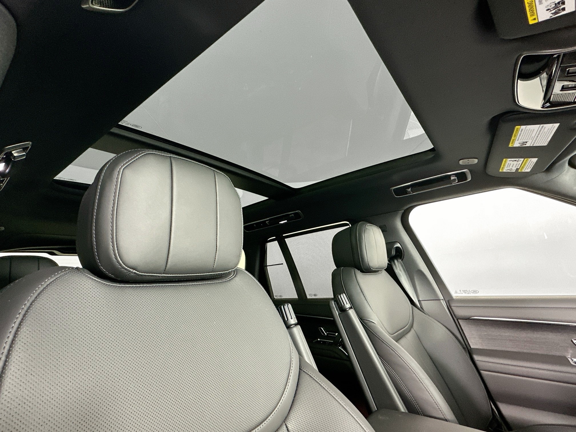 new 2025 Land Rover Range Rover car, priced at $124,640