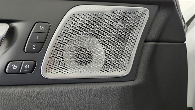 new 2026 Volvo XC60 car, priced at $69,315